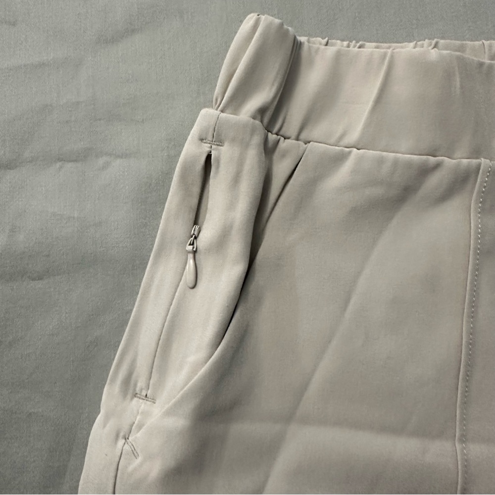 RBX Active Women’s Relaxed Fit Shorts Off White Beige Size Medium Hiking - Picture 5 of 11